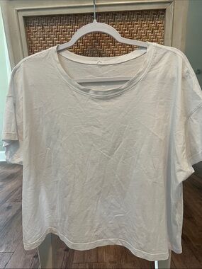 lululemon athletica Women's White Short Sleeve Crew Tee